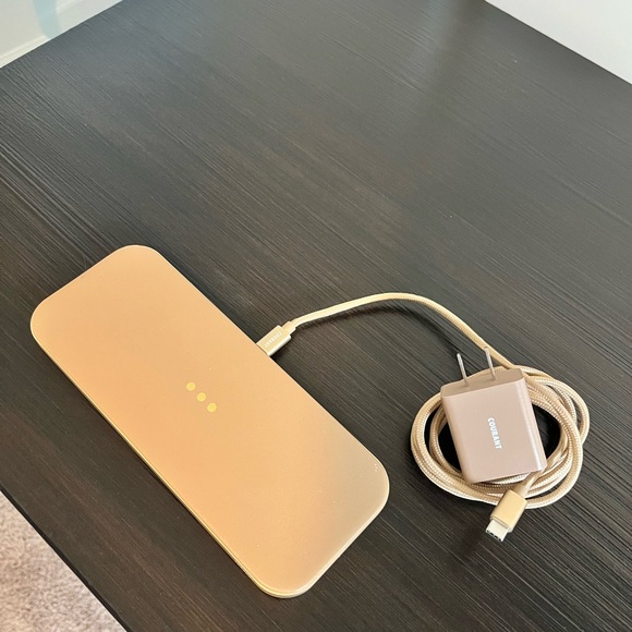 Courant Catch2 charging pad - Picture 2 of 4